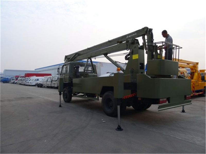 东风153型20米高空作业车