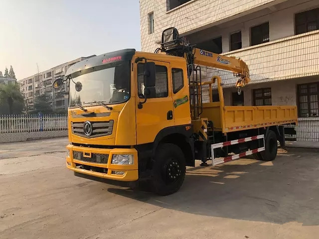东风单桥徐工8吨随车吊的价格多少钱