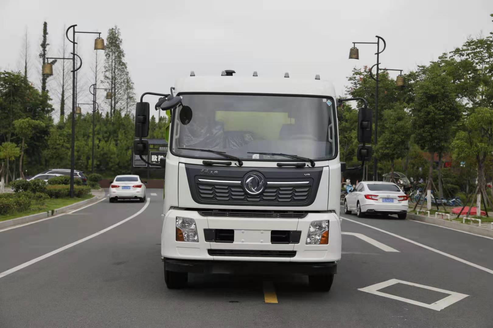 东风11方扫路车 东风天锦扫路车价格厂家  扫路车报价