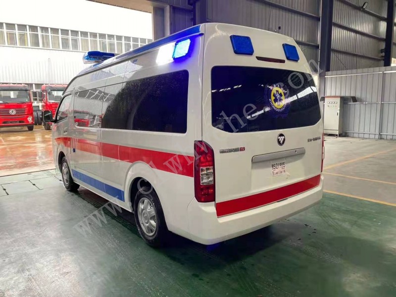 福田G9监护型救护车