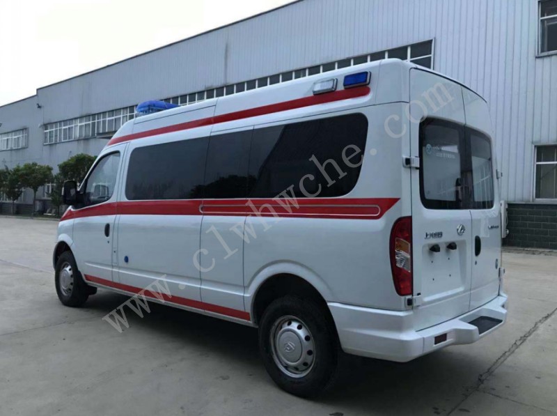 上汽大通V80长轴监护型救护车