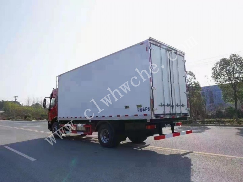 ​东风天锦KR型6.8米冷藏车 冷藏车价格 6.8米冷藏车厂家报价