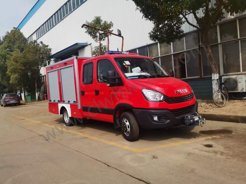 依维柯1.5吨森林消防车