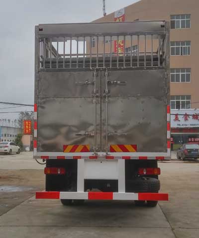 东风天锦不锈钢仓栏运猪车 程力威牌CLW5160CCQD5型畜禽运输车