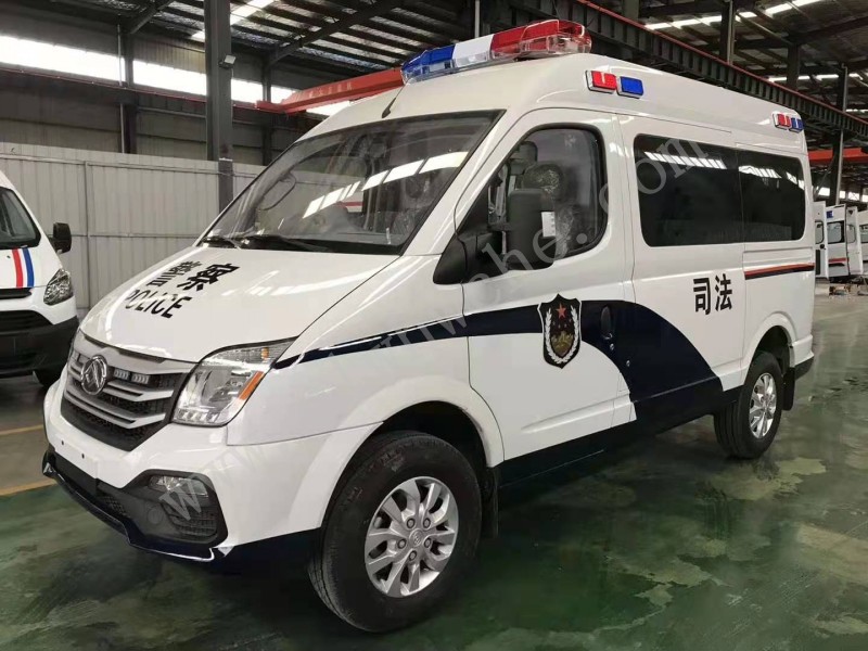 大通V80短轴转运型警用救护车